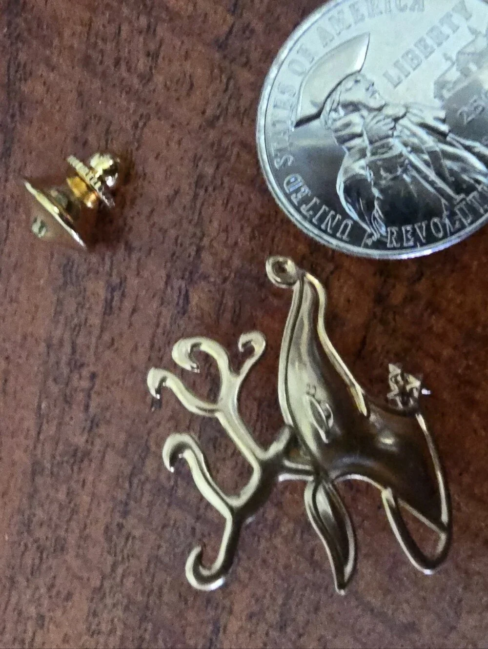 10k Yellow Gold Lapel Pin Or Tie Tack Of A Reindeer Or Elk Head.